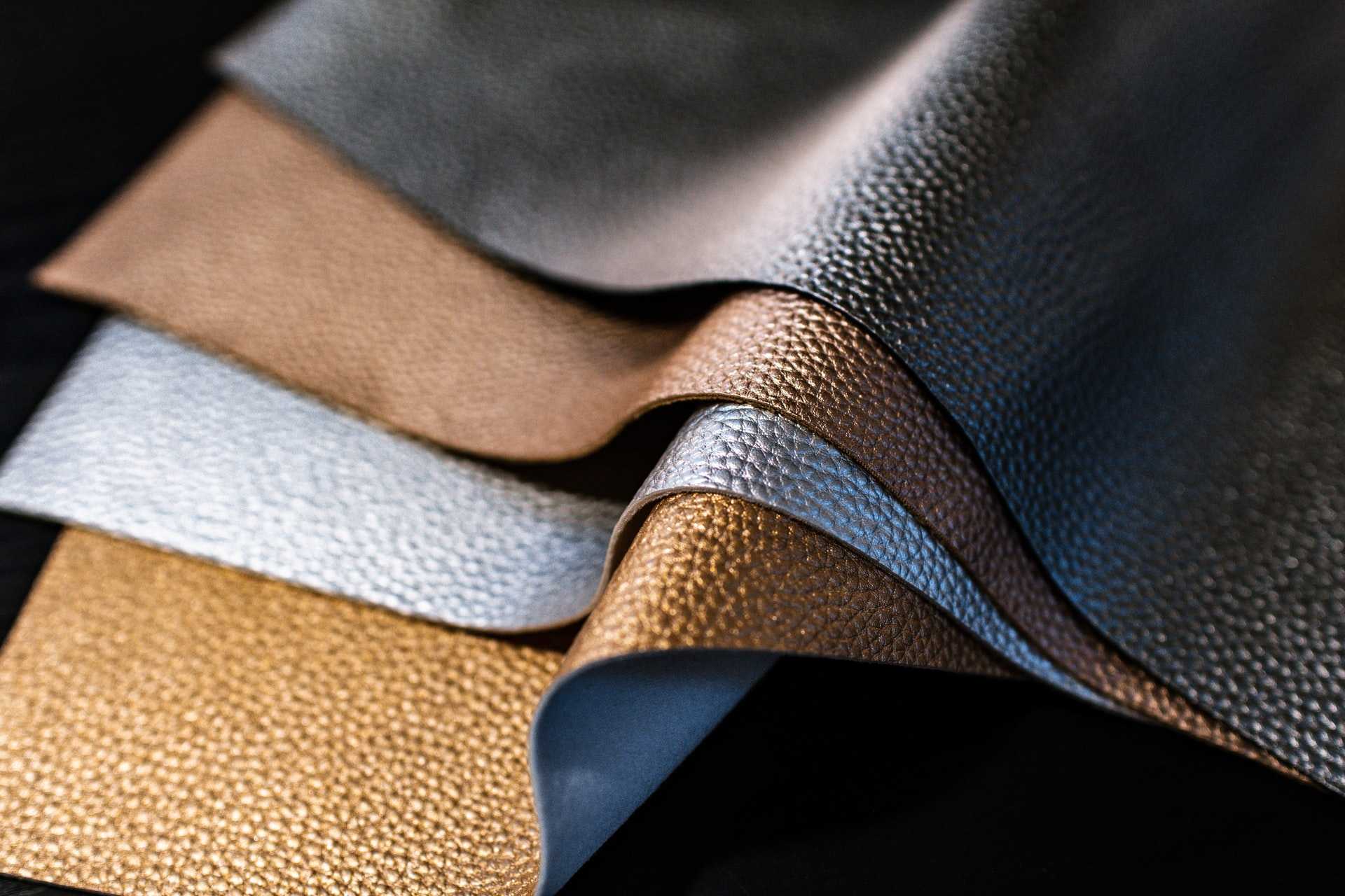 Leather fabrics in different colors.